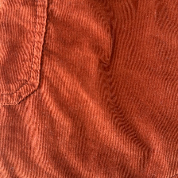 Banana Republic Baby. Corduroy Bubble Romper. Tandoori Red. 100% Organic Cotton - Picture 2 of 2